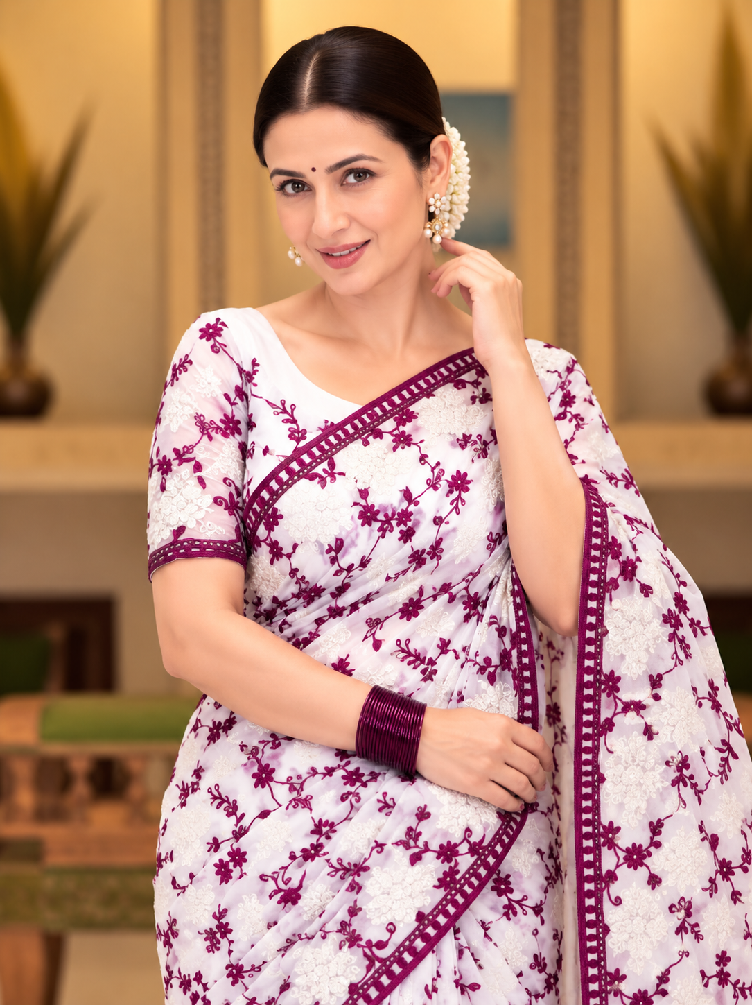 Kashida Georgette Saree | Chikankari & Cutwork Embroidery