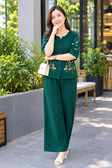 Dark Green Petal & Poise Co-Ord Set