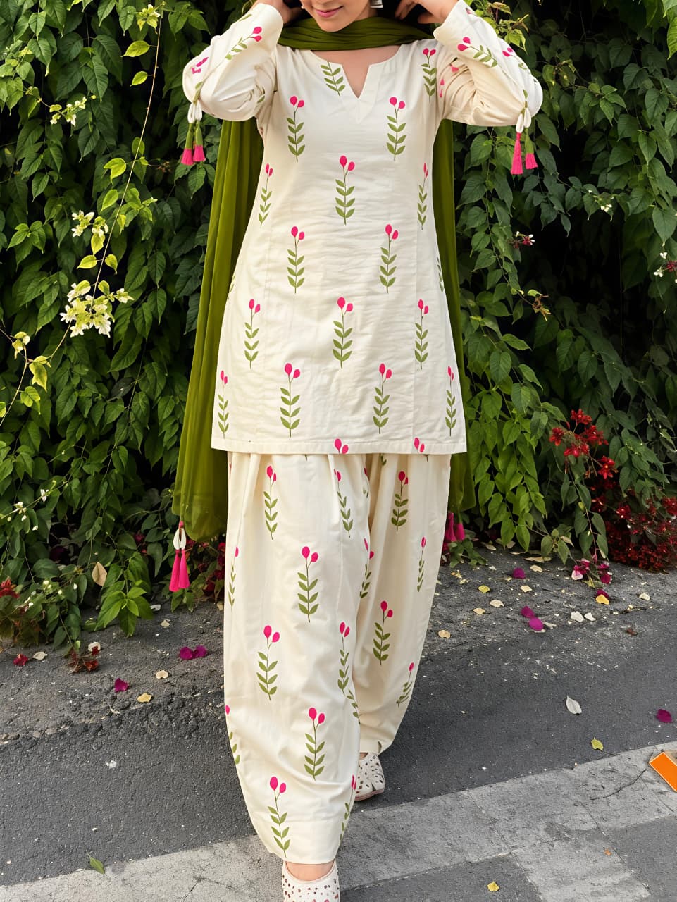Falak Adjustable Corset Farshi Salwar Suit