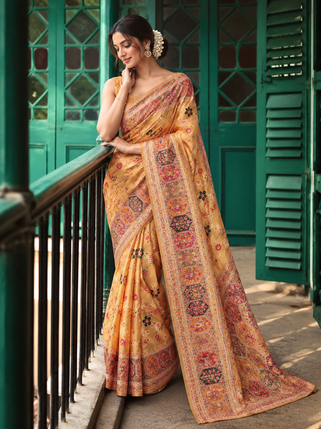 Kashmiri Virasat Pashmina Silk Weaving Saree With Kashmiri Thread