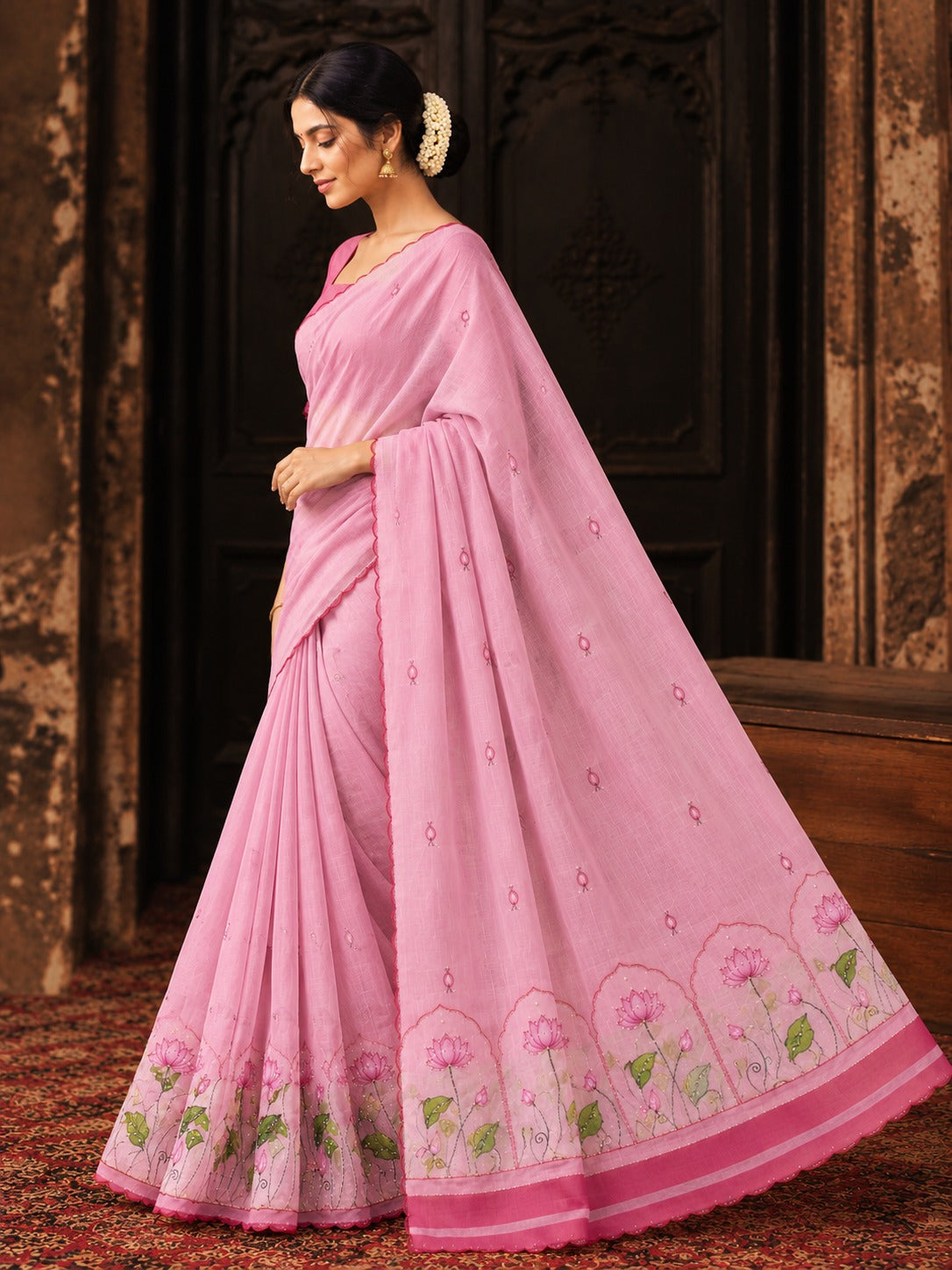 Aavira Tebby Silk Saree | Floral Print & Katdana Handwork