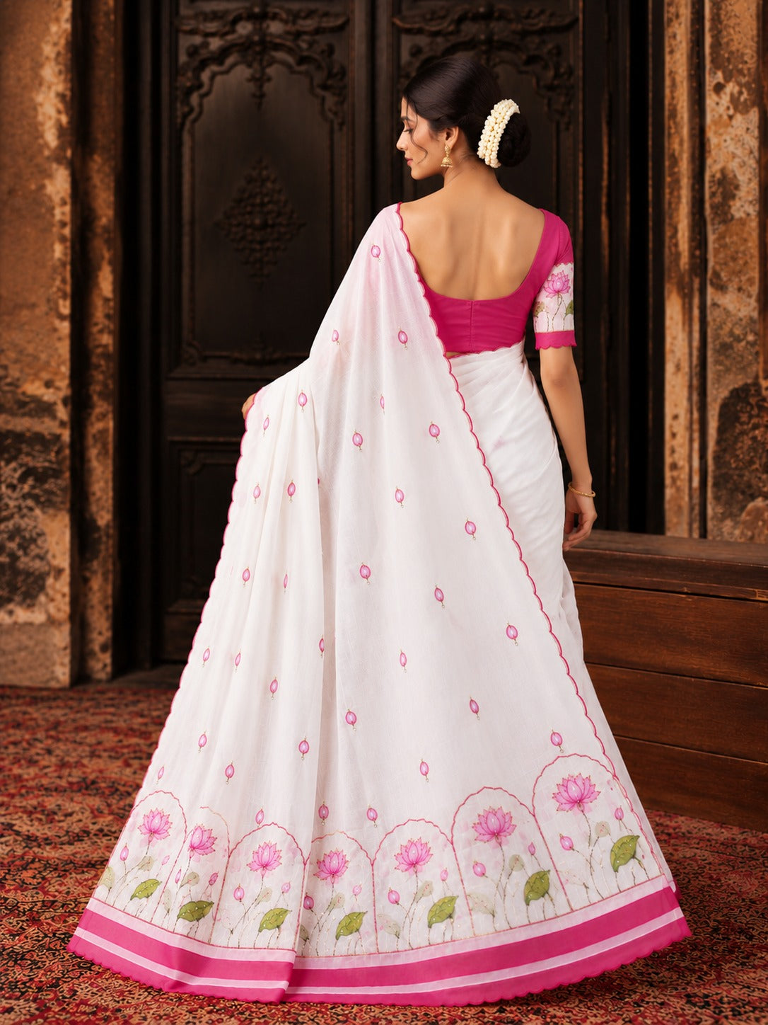 Aavira Tebby Silk Saree | Floral Print & Katdana Handwork