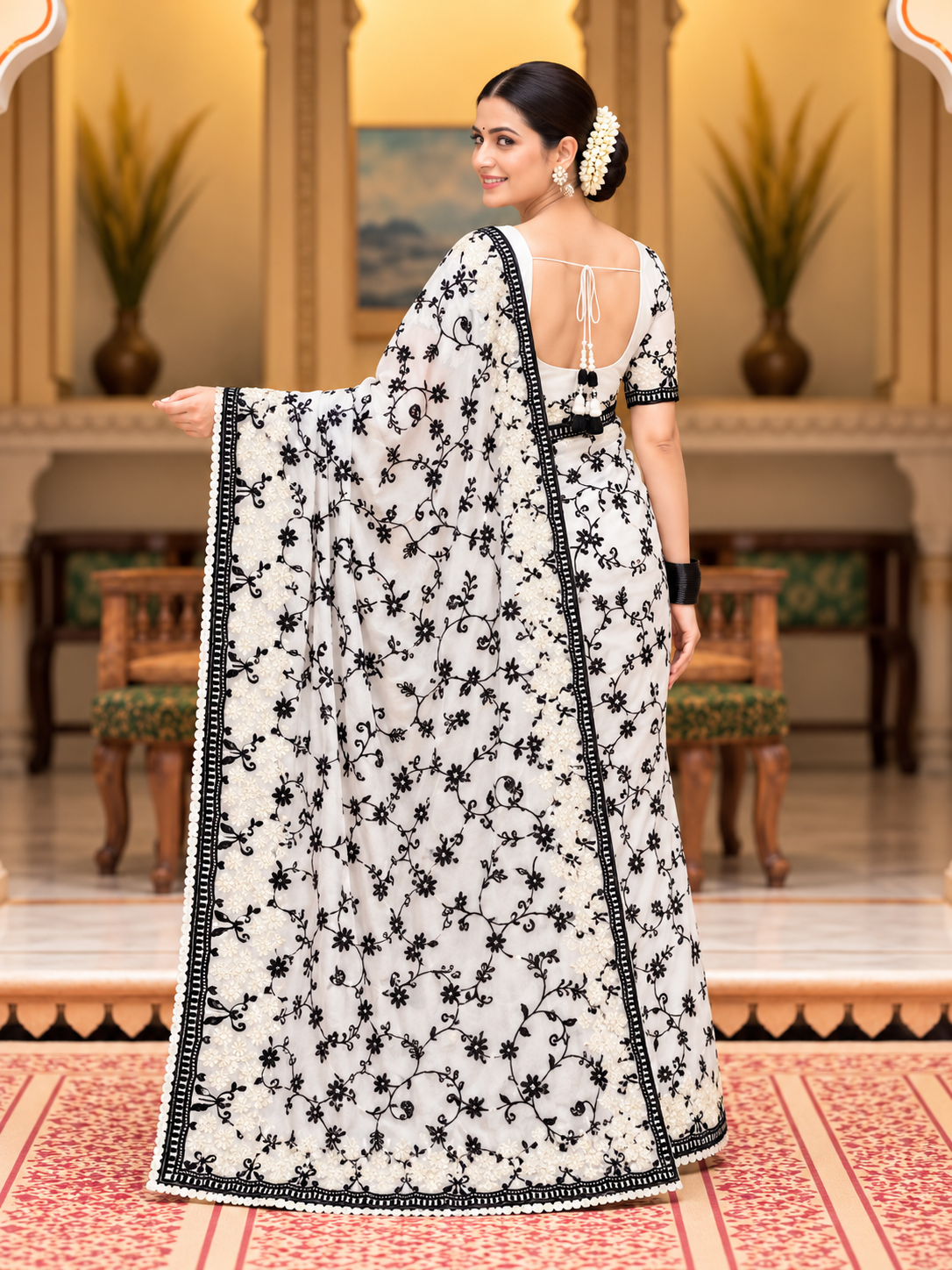 Kashida Georgette Saree | Chikankari & Cutwork Embroidery