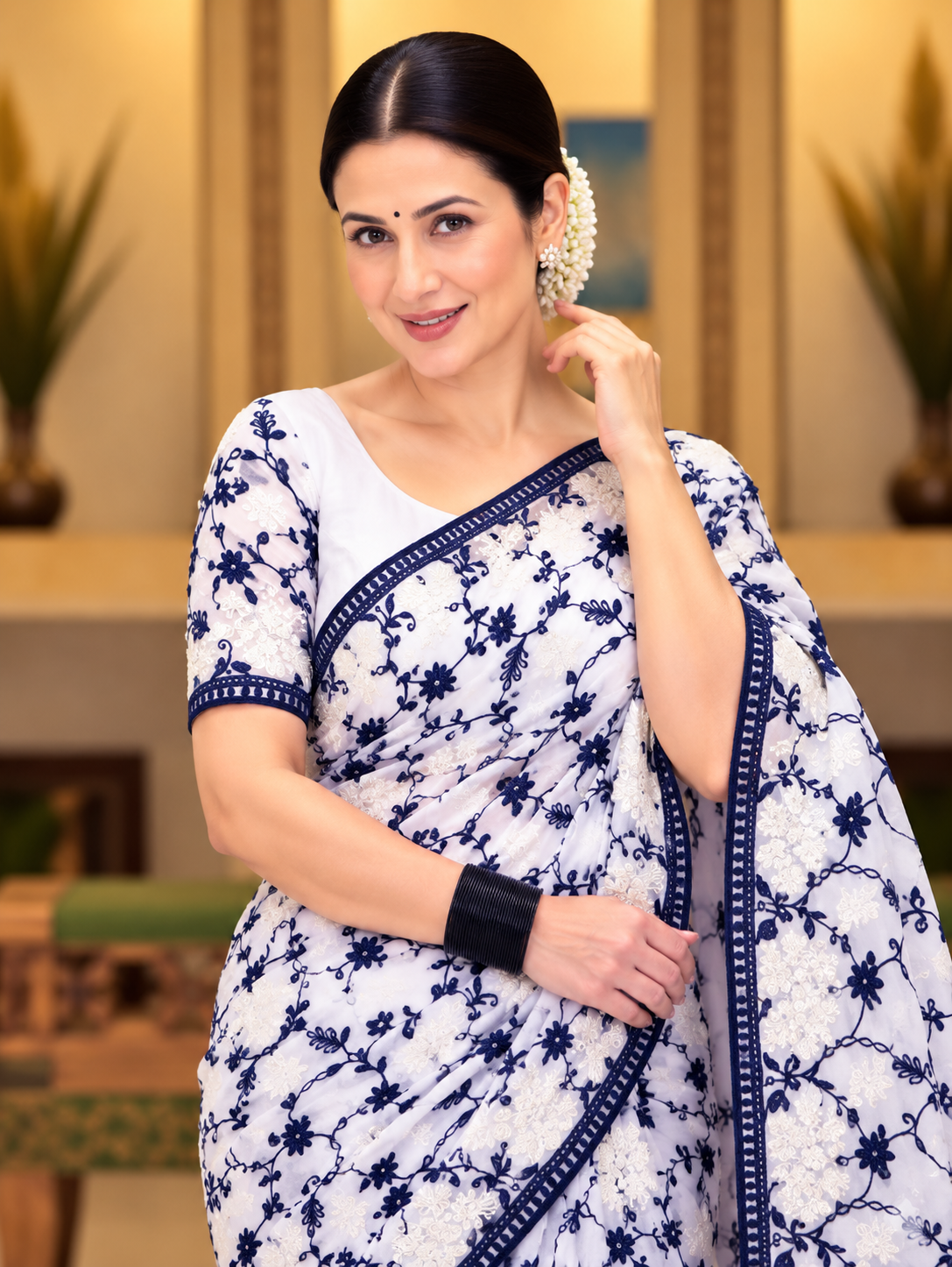 Kashida Georgette Saree | Chikankari & Cutwork Embroidery