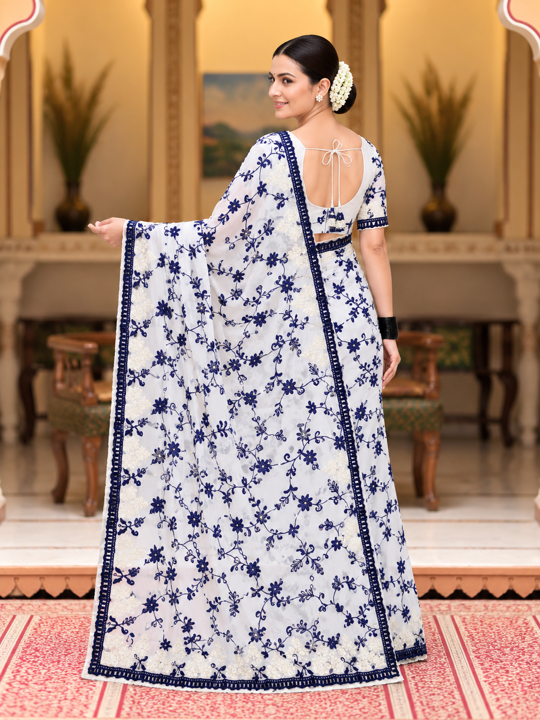 Kashida Georgette Saree | Chikankari & Cutwork Embroidery